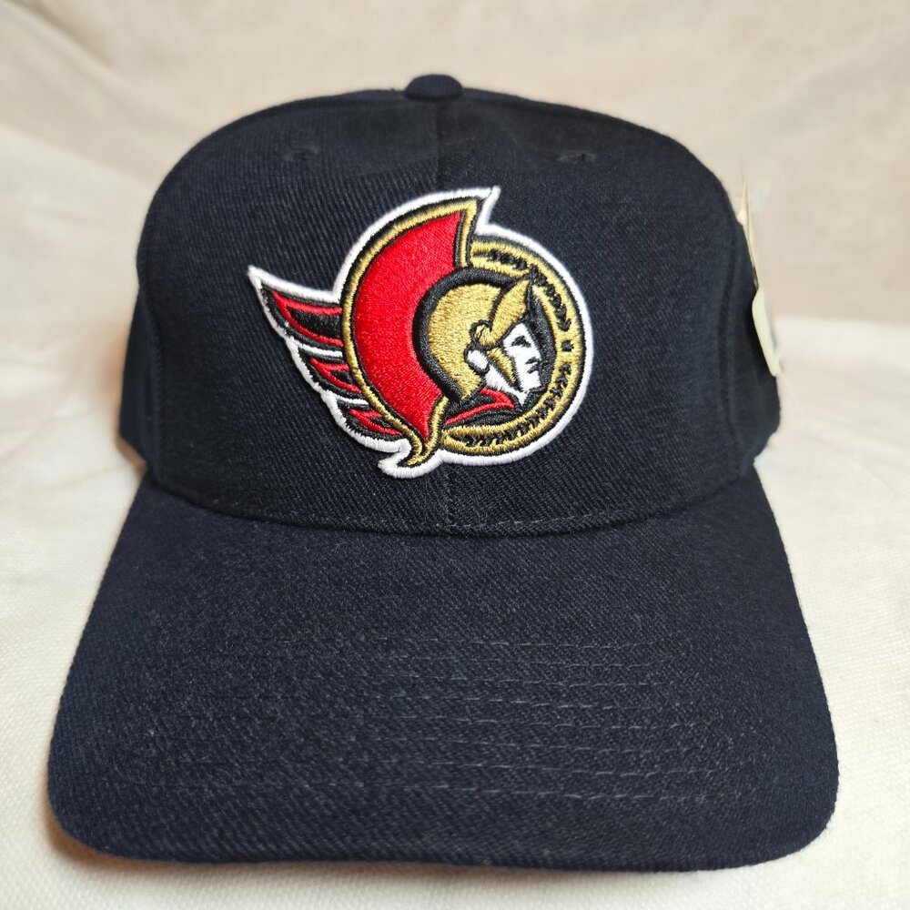 NIKE NWT Ottawa Senators NHL Snapback Hat Cap 3D Logo NWT
